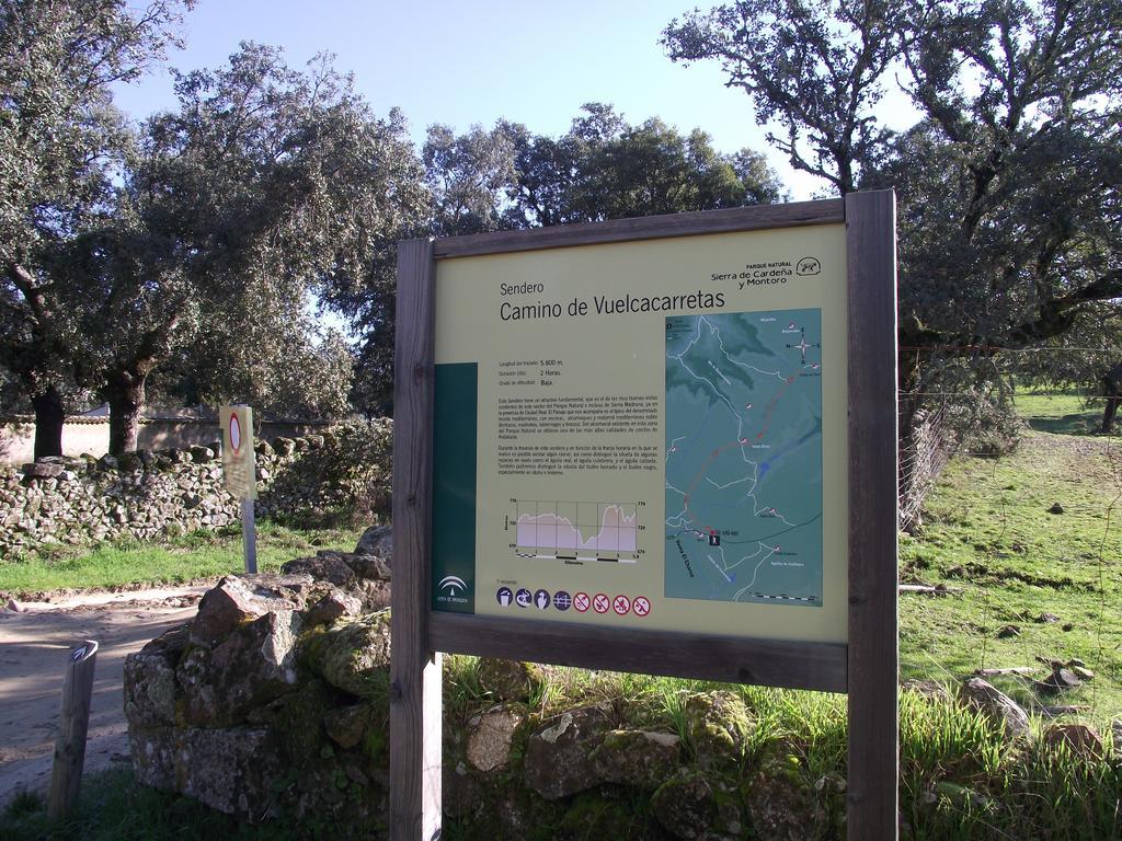 Apartamentos La Venta Del Charco Cardeña Εξωτερικό φωτογραφία