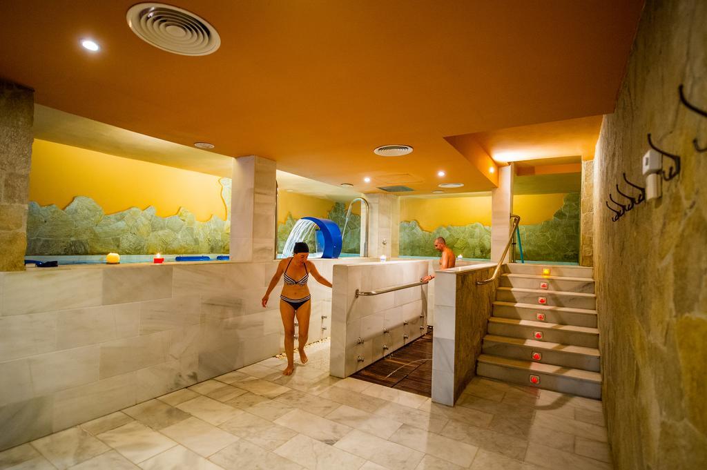 Apartamentos La Venta Del Charco Cardeña Εξωτερικό φωτογραφία