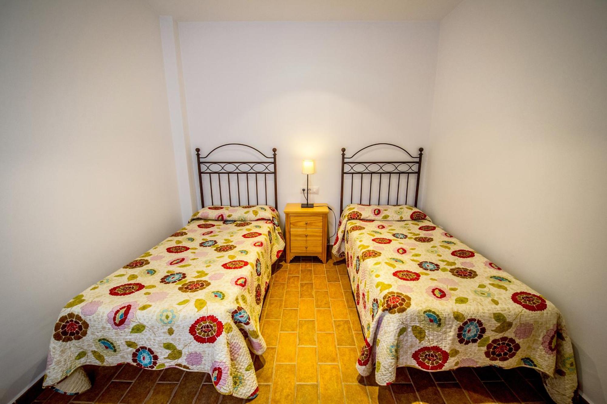 Apartamentos La Venta Del Charco Cardeña Δωμάτιο φωτογραφία