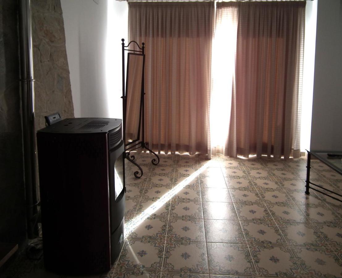 Apartamentos La Venta Del Charco Cardeña Εξωτερικό φωτογραφία